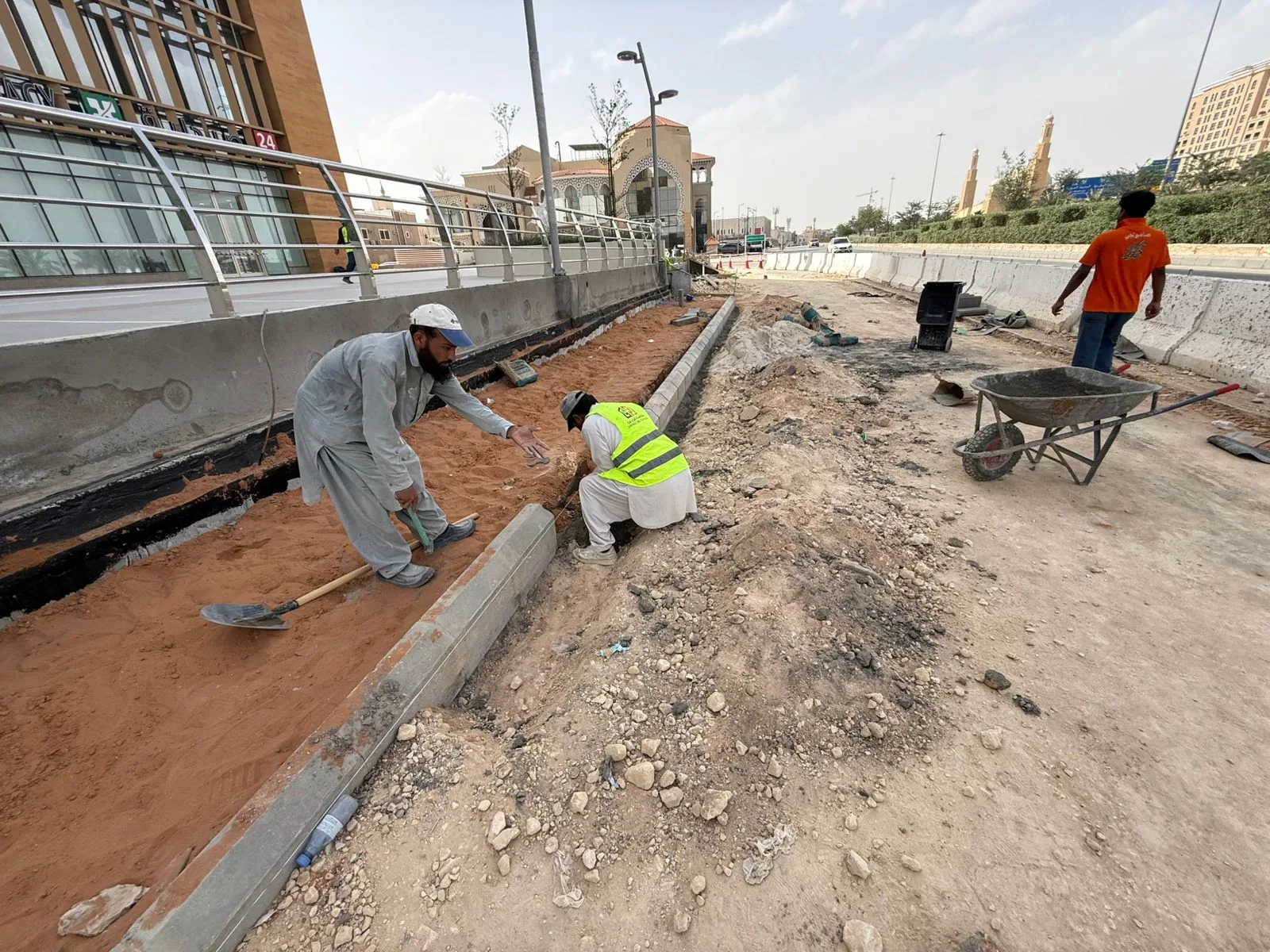 أعمال موقع ومساحات خارجية - حكمت الديزاين